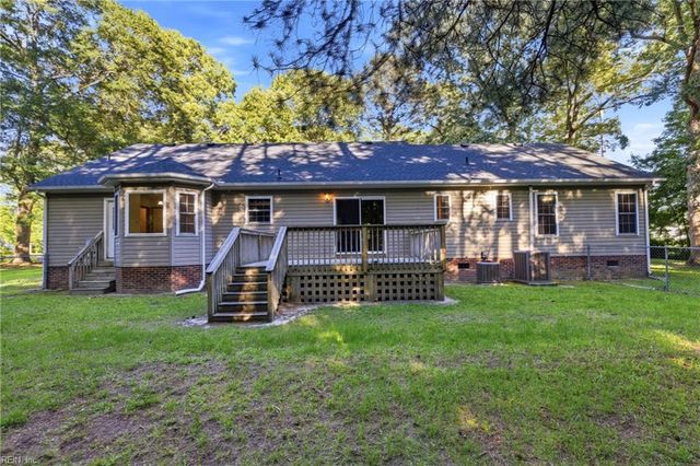 104 Robin DR, South Mills, NC 27976
