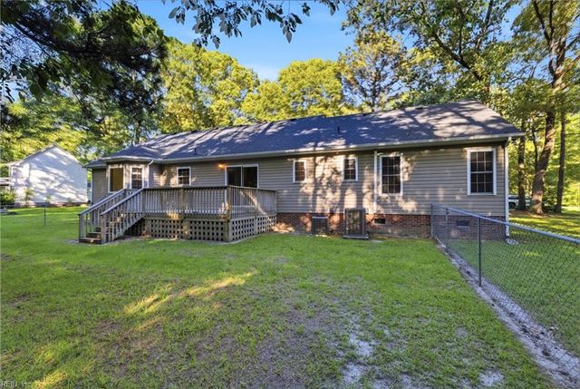 104 Robin DR, South Mills, NC 27976