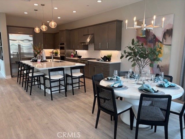 27416 Creekwood Lane, Valencia, CA 91381