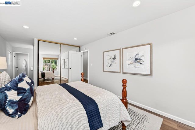 1237 Concord St, Pleasanton, CA 94566