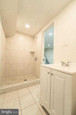 6420 N 15TH ST, Philadelphia, PA 19126