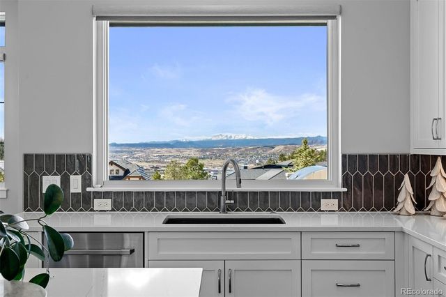 7436 Sapphire Pointe Boulevard, Castle Rock, CO 80108