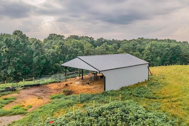 1121 Ashby Road, Lawrenceburg, KY 40342