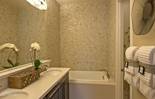 6565 E THOMAS Road 1042, Scottsdale, AZ 85251