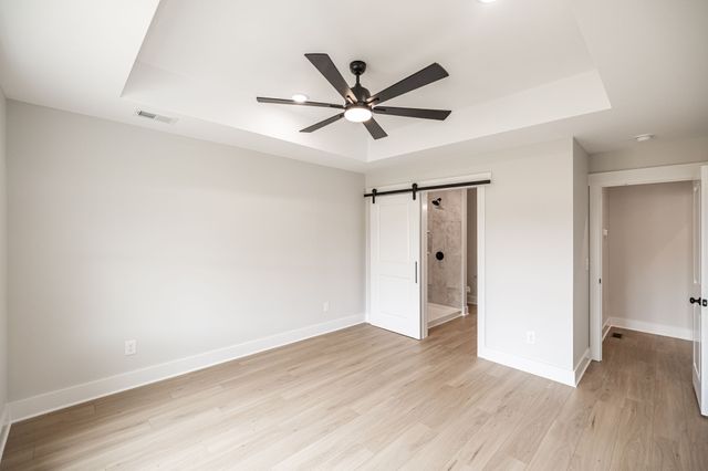 4180 Hereford Dr, Greenbrier, TN 37073