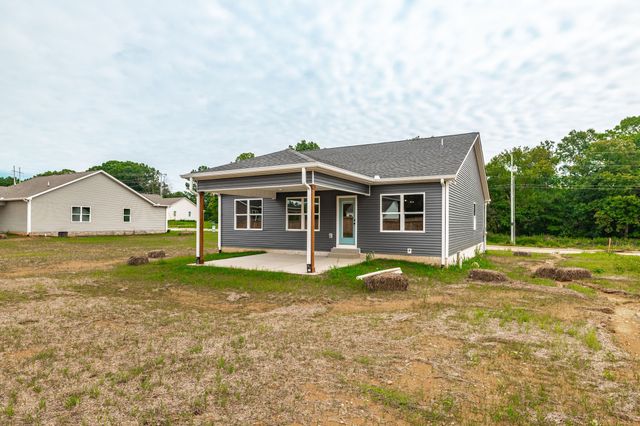 4180 Hereford Dr, Greenbrier, TN 37073