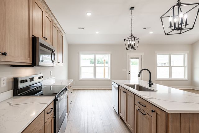 4180 Hereford Dr, Greenbrier, TN 37073