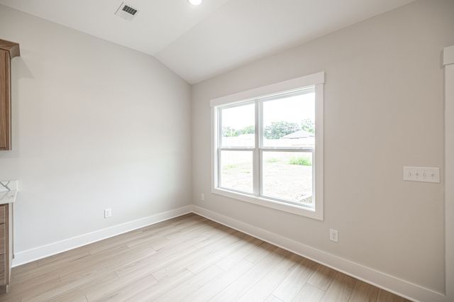 4180 Hereford Dr, Greenbrier, TN 37073