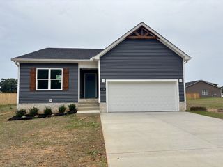 4180 Hereford Dr, Greenbrier, TN 37073