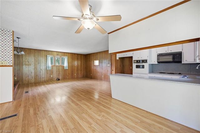 1456 Shady Grove Church Road, Winston-salem, NC 27107