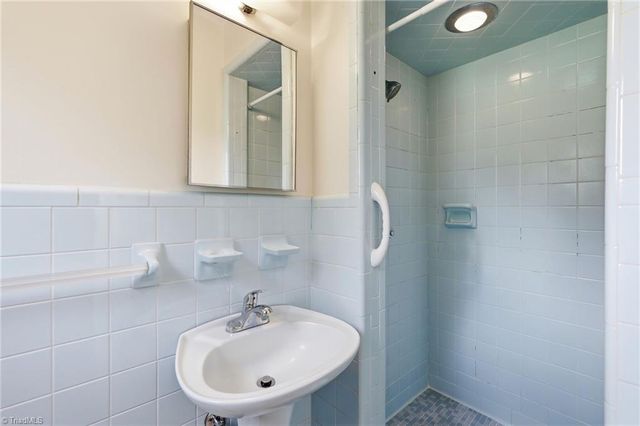 1456 Shady Grove Church Road, Winston-salem, NC 27107