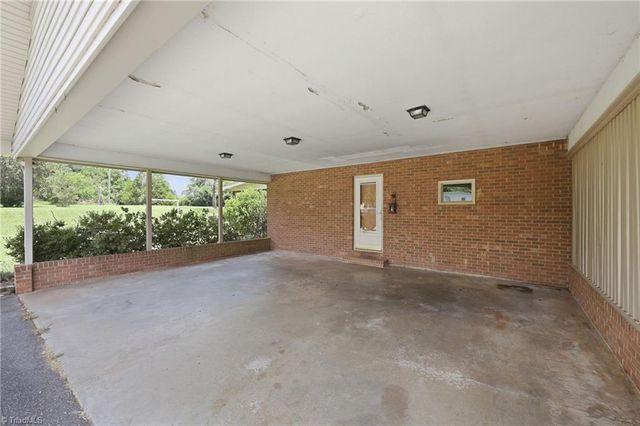 1456 Shady Grove Church Road, Winston-salem, NC 27107