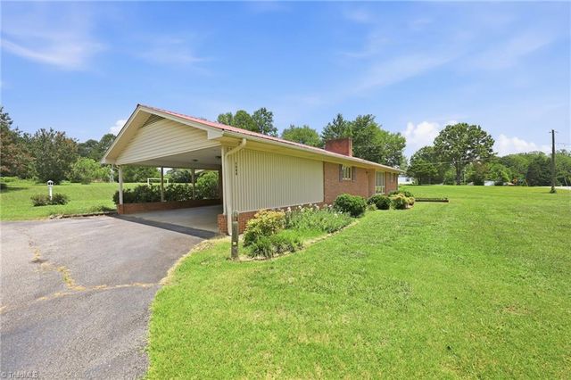 1456 Shady Grove Church Road, Winston-salem, NC 27107
