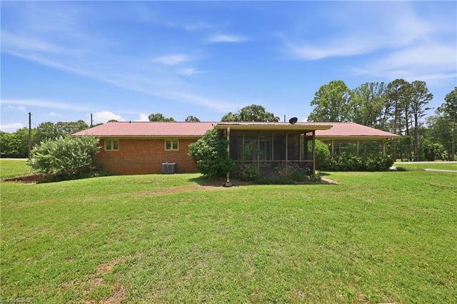 1456 Shady Grove Church Road, Winston-salem, NC 27107
