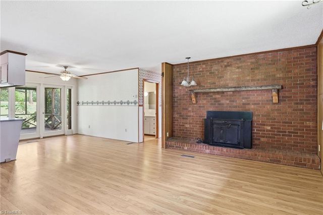 1456 Shady Grove Church Road, Winston-salem, NC 27107