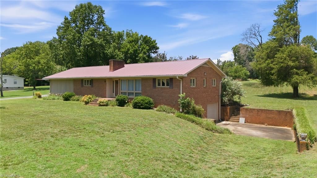 1456 Shady Grove Church Road, Winston-salem, NC 27107