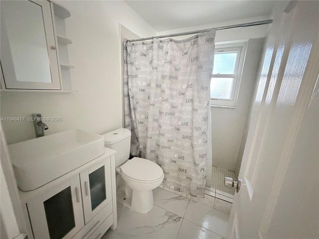 3431 NW 172nd Ter, Miami Gardens, FL 33056