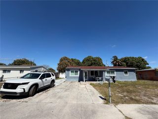 3431 NW 172nd Ter, Miami Gardens, FL 33056