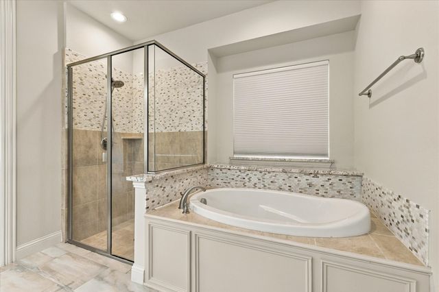 113 St Elias Drive, Burleson, TX 76028
