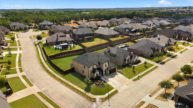 113 St Elias Drive, Burleson, TX 76028