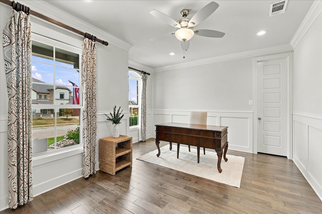 113 St Elias Drive, Burleson, TX 76028 — photo 5