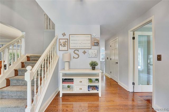 12 Fox Chapel Drive, Orchard Park, NY 14127