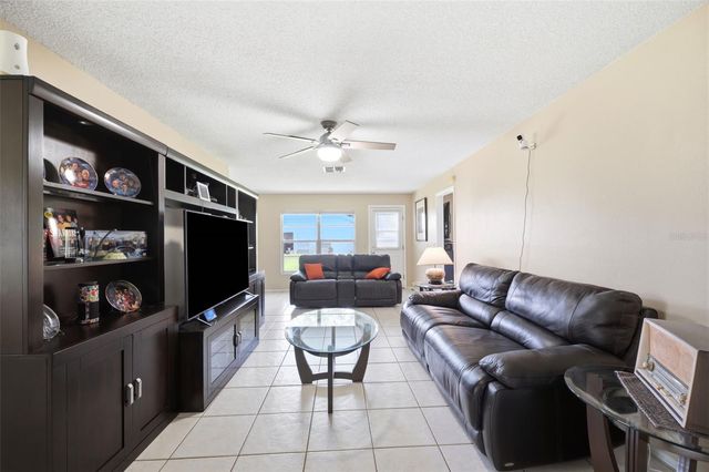 4903 LEYTE COURT 67, New Port Richey, FL 34655