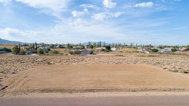 7370 E Blazed Ridge Drive, Kingman, AZ 86401
