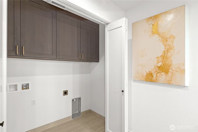 311 17th Avenue E, Seattle, WA 98112