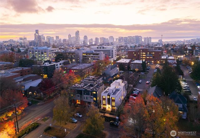 311 17th Avenue E, Seattle, WA 98112