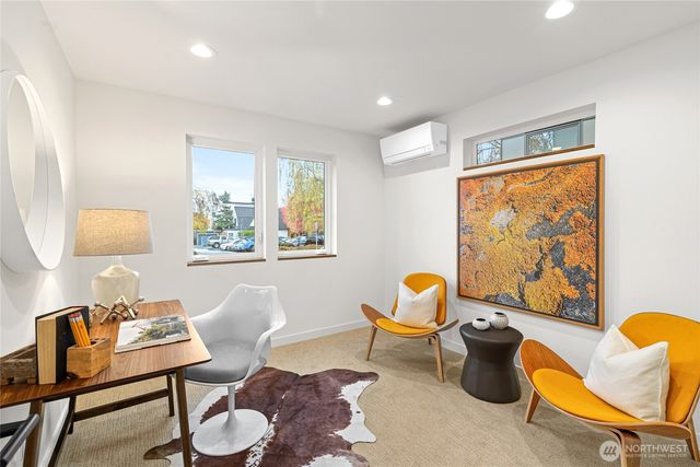 311 17th Avenue E, Seattle, WA 98112