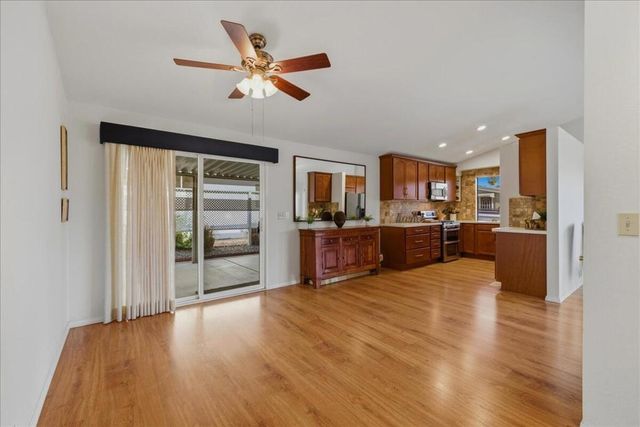 32 Coble Drive, Cathedral City, CA 92234