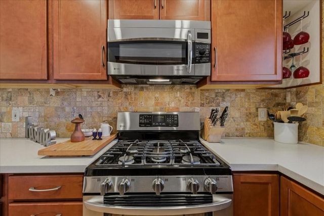 32 Coble Drive, Cathedral City, CA 92234