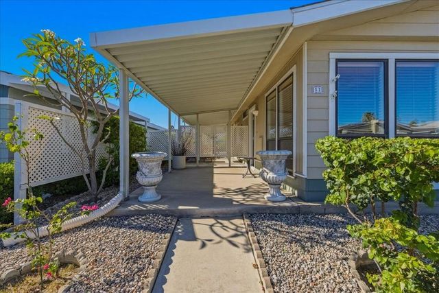 32 Coble Drive, Cathedral City, CA 92234
