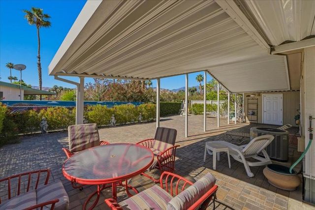 32 Coble Drive, Cathedral City, CA 92234