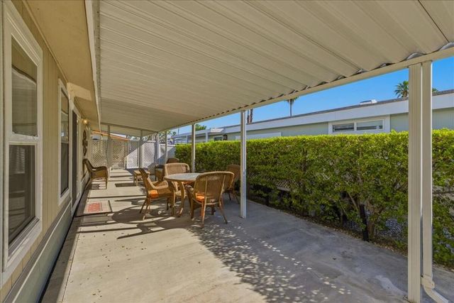 32 Coble Drive, Cathedral City, CA 92234