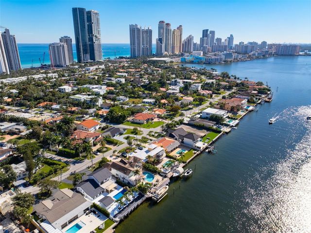 19140 N Bay Rd, Sunny Isles Beach, FL 33160