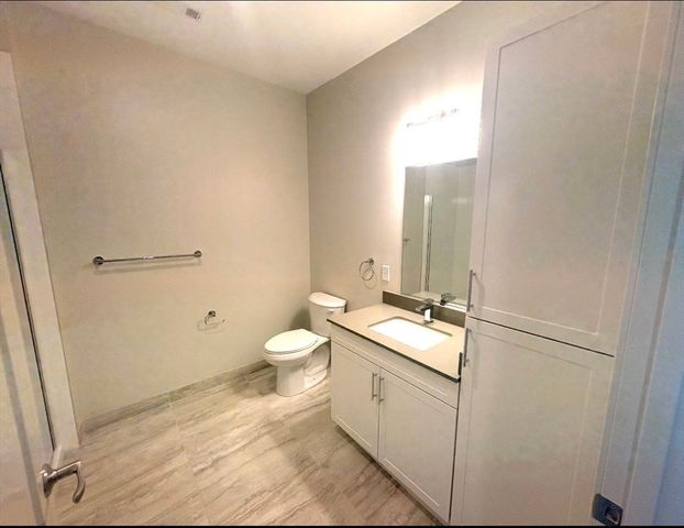 266 Canal Street 5511, Salem, MA 01970
