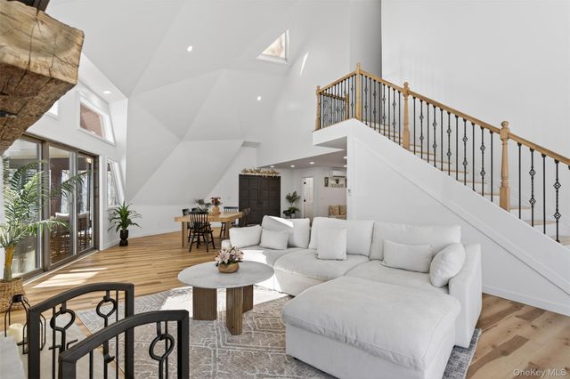 106 Post Road, Slate Hill, NY 10973