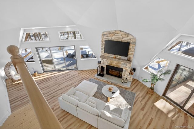 106 Post Road, Slate Hill, NY 10973