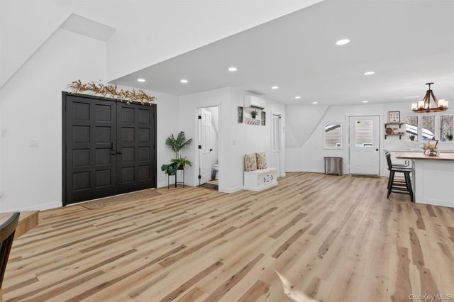 106 Post Road, Slate Hill, NY 10973