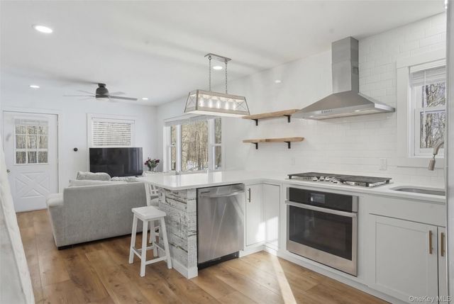 106 Post Road, Slate Hill, NY 10973