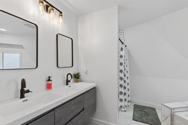 106 Post Road, Slate Hill, NY 10973