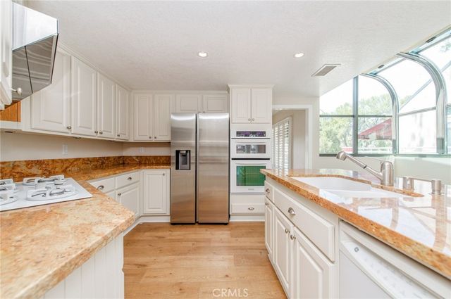 23381 Saint Andrews, Mission Viejo, CA 92692