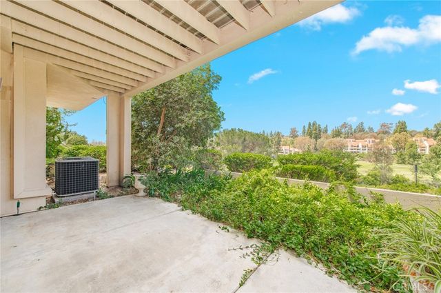 23381 Saint Andrews, Mission Viejo, CA 92692