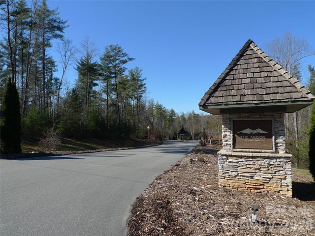 1006 High Trail Drive 32-11, Nebo, NC 28761