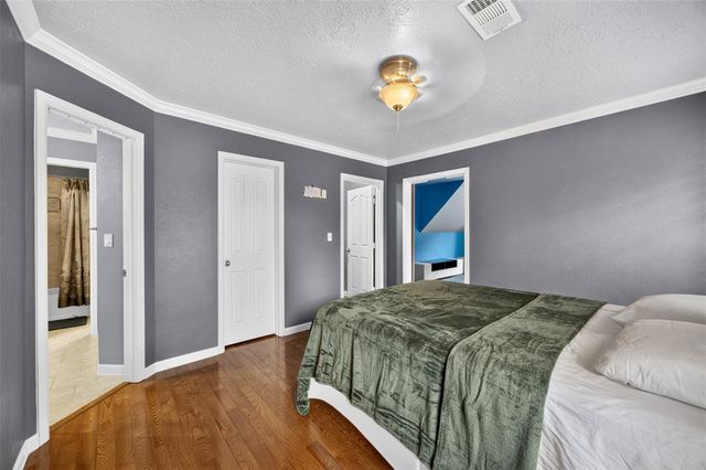 21427 Tophill Drive, Spring, TX 77388