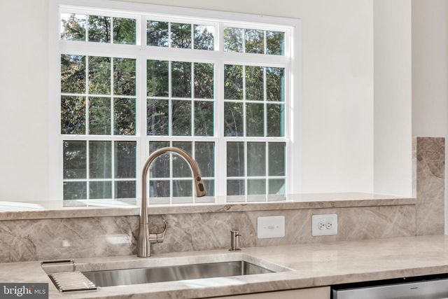 3494 AUDUBON CV, Oak Hill, VA 20171