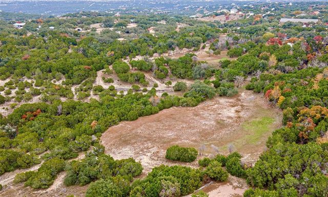 5016 BOB WIRE RD, Spicewood, TX 78669