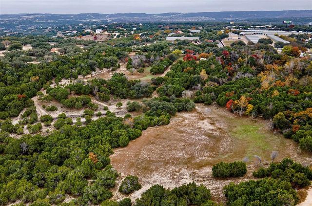 5016 BOB WIRE RD, Spicewood, TX 78669